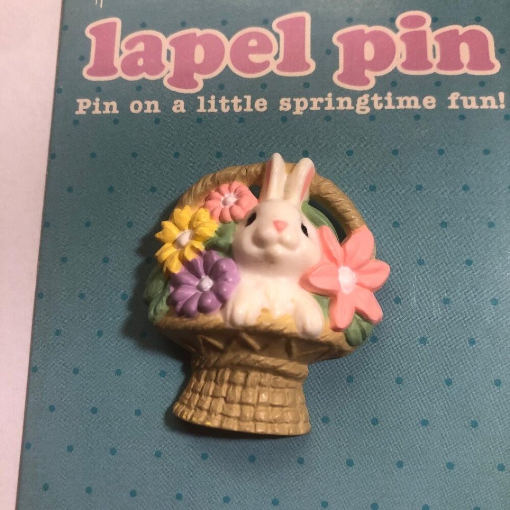 New Vintage Hallmark Lapel Pin Easter Bunny in Basket Flowers Brooch Pastel 80s